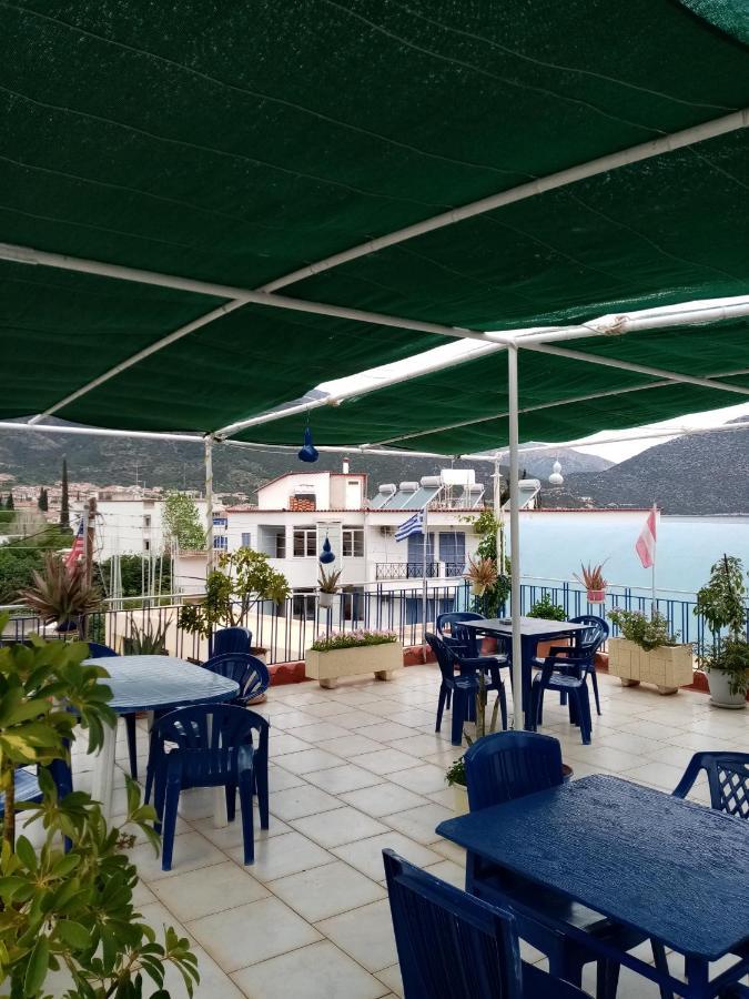 Kotsifas Rooms Tiros Bagian luar foto